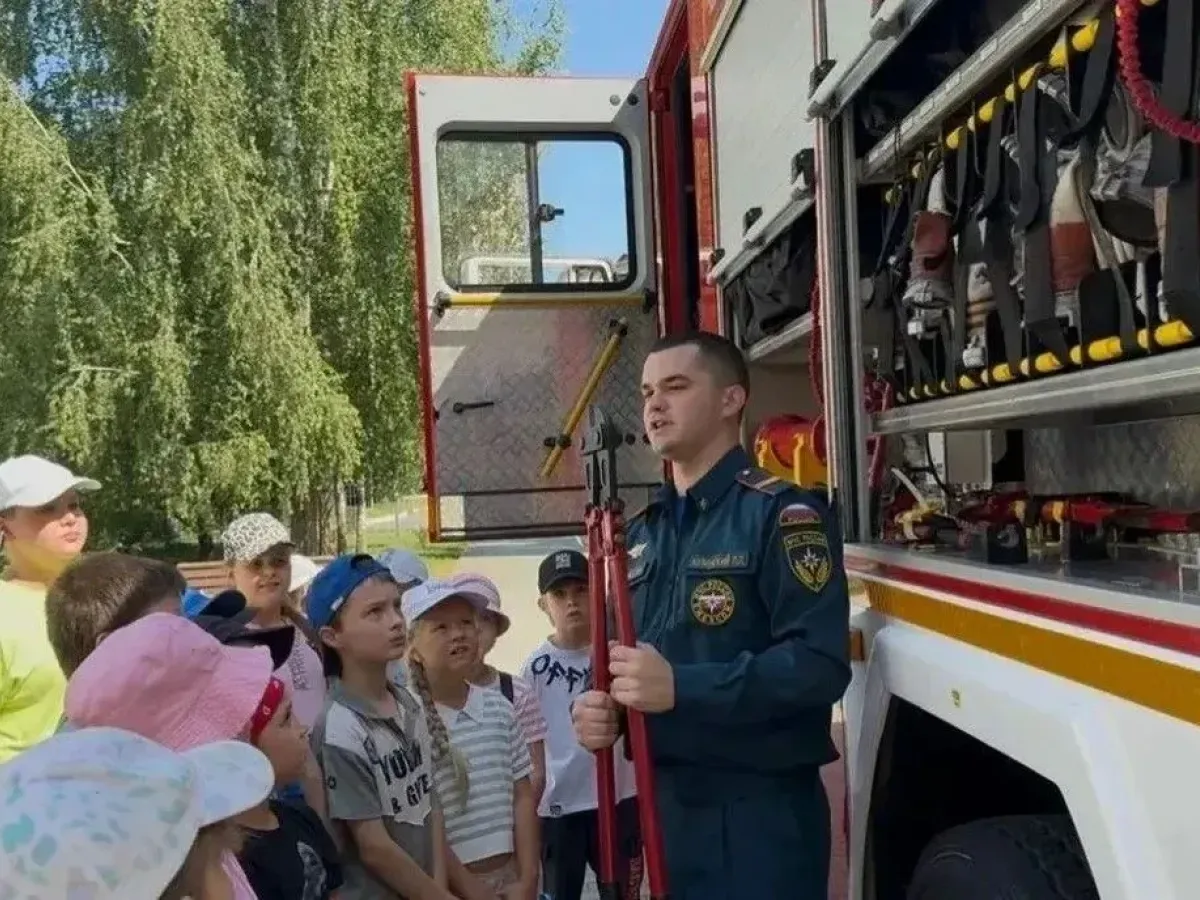 МЧС научило школьников правилам безопасности
